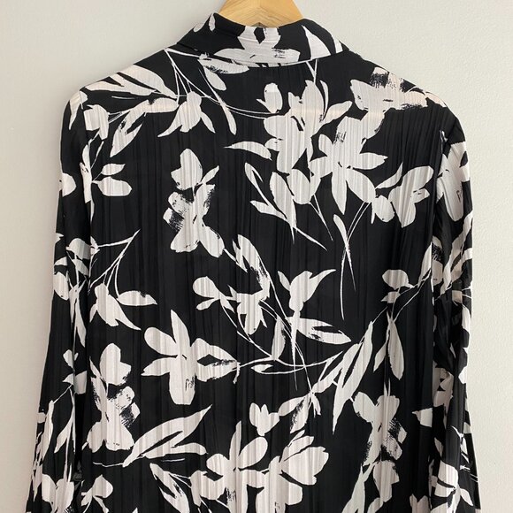 NWOT Emma & Michele Shirt Dress – Collared wih Long Sleeves in Floral Print - Picture 12 of 13